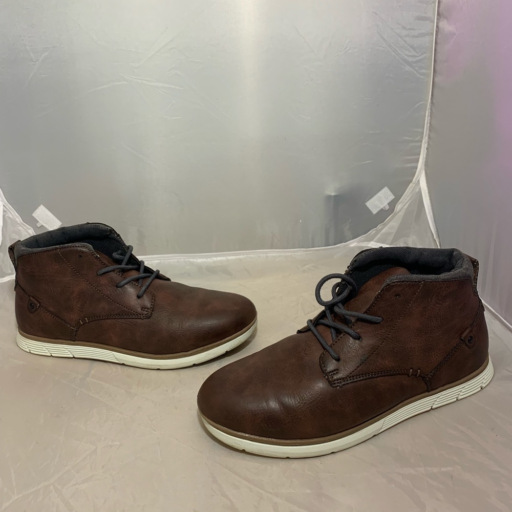 American Eagle Chukka Boots
